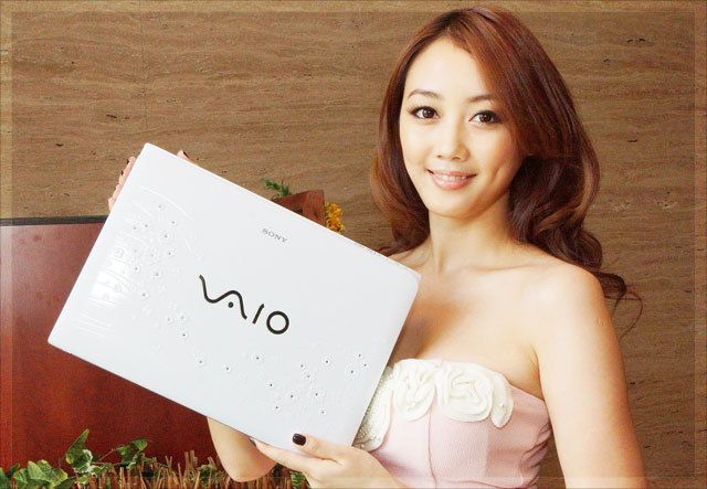 new_vaio_t_e_s_12.jpg