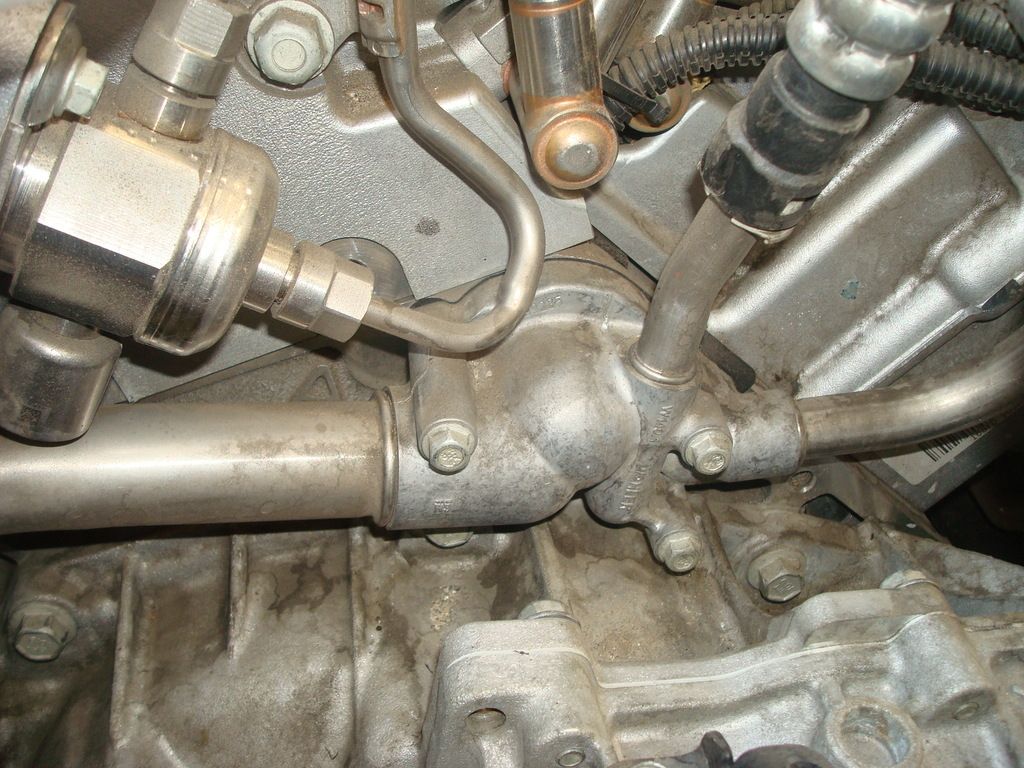 How to replace your thermostat and radiator hoses. Traverse Forum