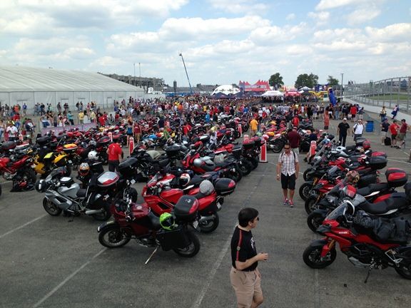 DucatiParking_zps61edffd6.jpg